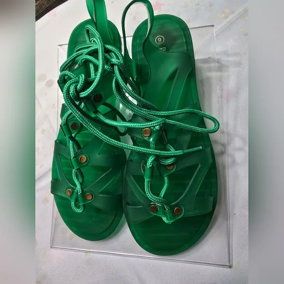 Rouge Helium Green Jelly Sandals - Picture 1 of 3